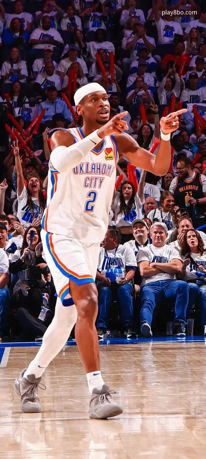 亚历山大47分加时封神，雷霆险胜活塞：一场在8博体育平台体验到的极致攻防战深度评测